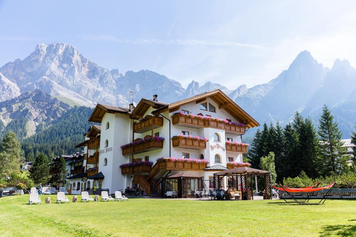 Hotel Vienna Сан-Мартіно-ді-Кастроцца Екстер'єр фото