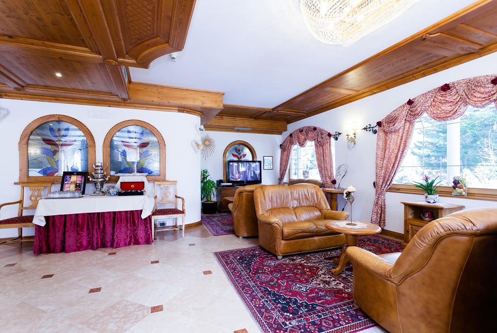 Hotel Vienna Сан-Мартіно-ді-Кастроцца Екстер'єр фото