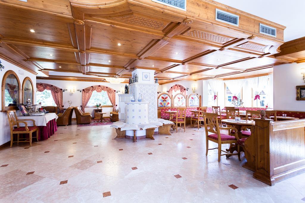 Hotel Vienna Сан-Мартіно-ді-Кастроцца Екстер'єр фото