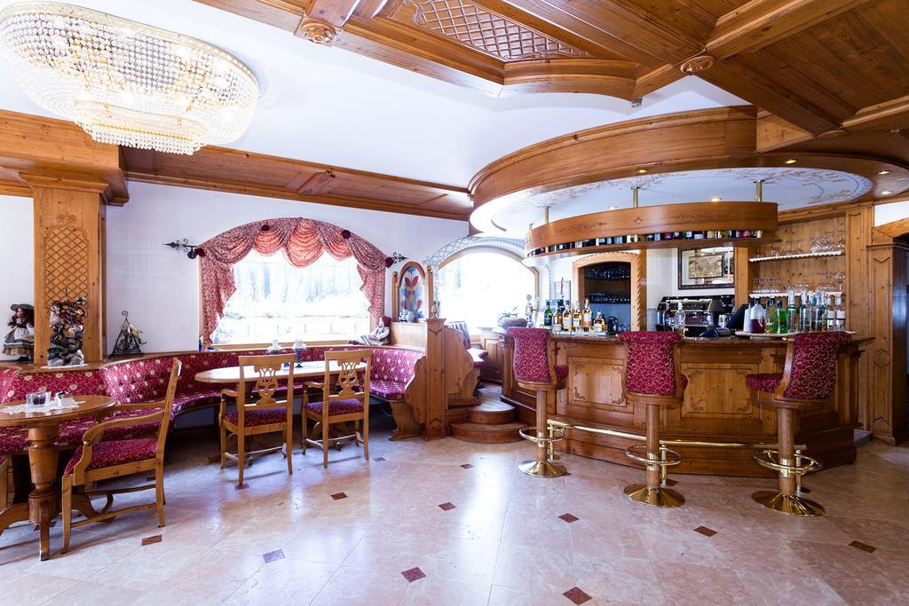 Hotel Vienna Сан-Мартіно-ді-Кастроцца Екстер'єр фото